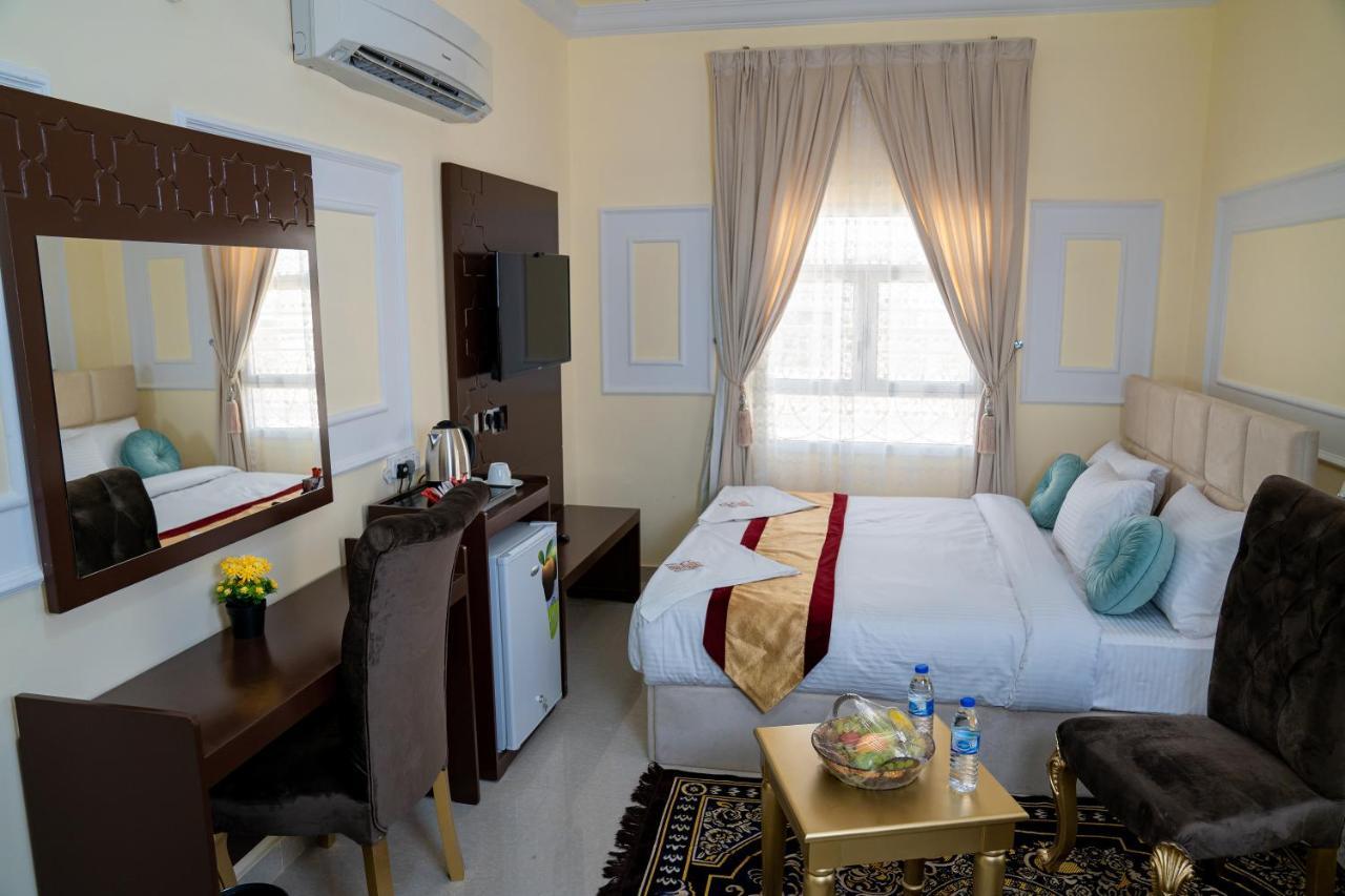 Arkan Al Barzah Hotel Apartment Sur Bagian luar foto