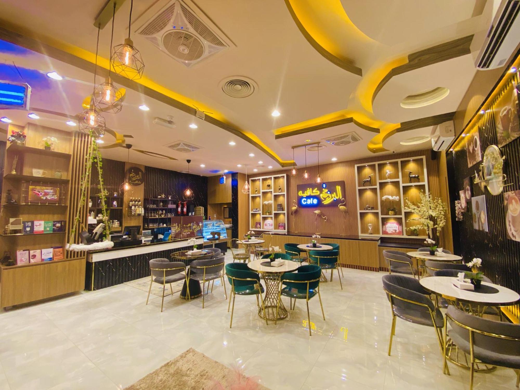 Arkan Al Barzah Hotel Apartment Sur Bagian luar foto